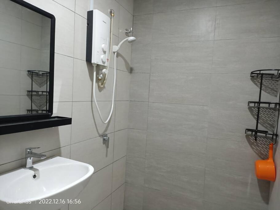 Pangsapuri Residensi Rampai 2 - View In Setapak *